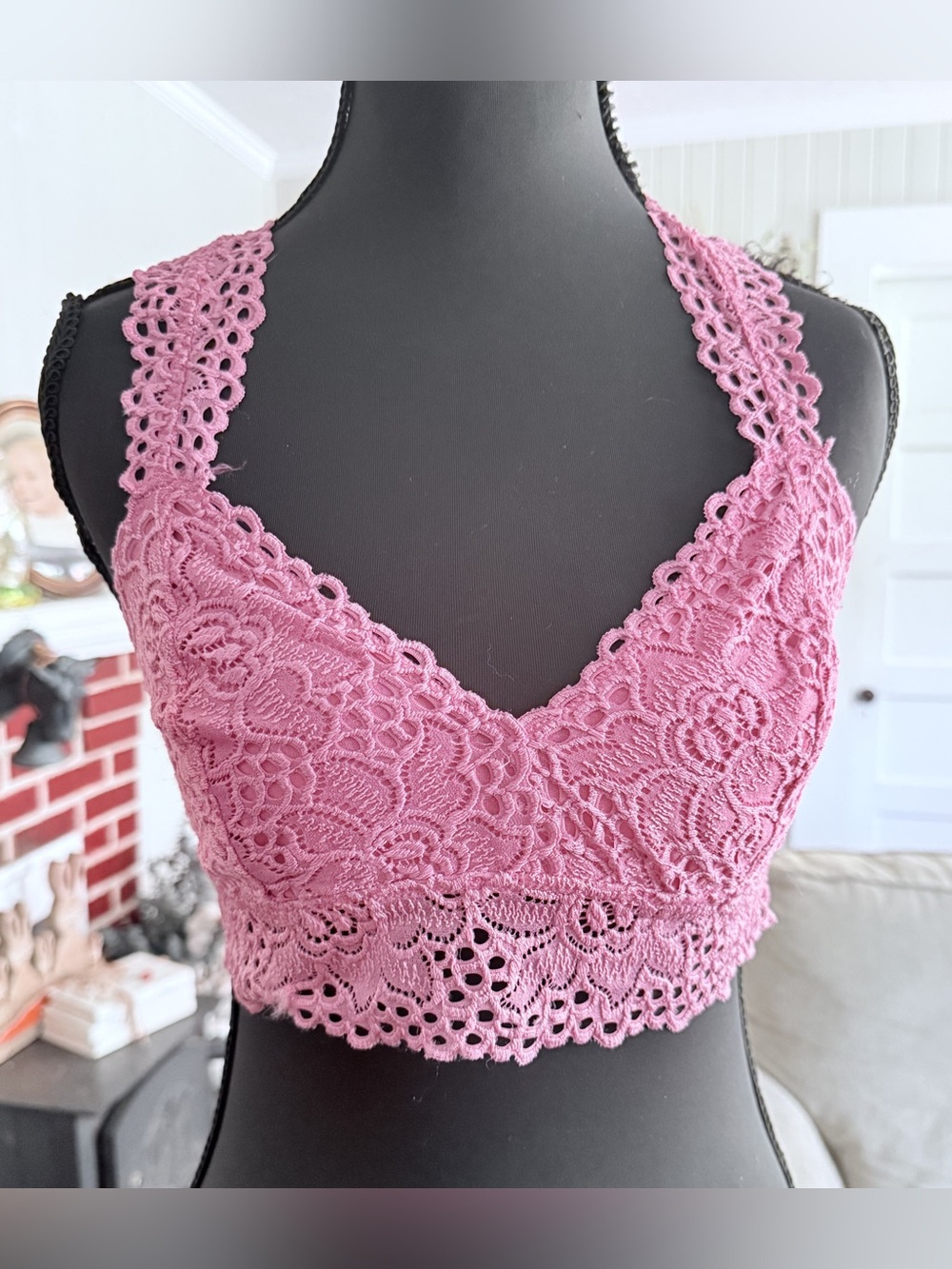 aerie by American Eagle Lace Crochet Bralette‎ in Dusty Rose Pink Size Medium